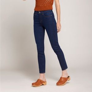 Current/Elliot Ankle Skinny Jean